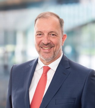Peter Schneider